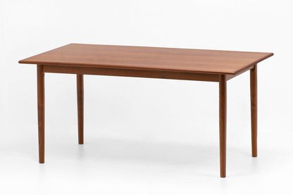Trost dining table